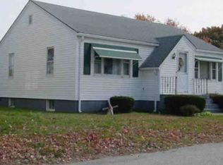 12 Grand View Ave, Johnston, RI 02919