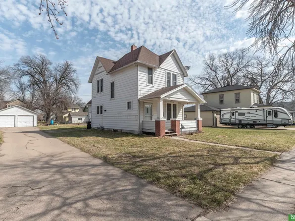 940 E 6th St, Fremont, NE 68025