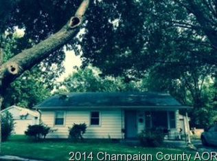 1308 Garden Hills Dr, Champaign, IL