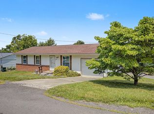 159 Estate Dr, Morgantown, WV 26508