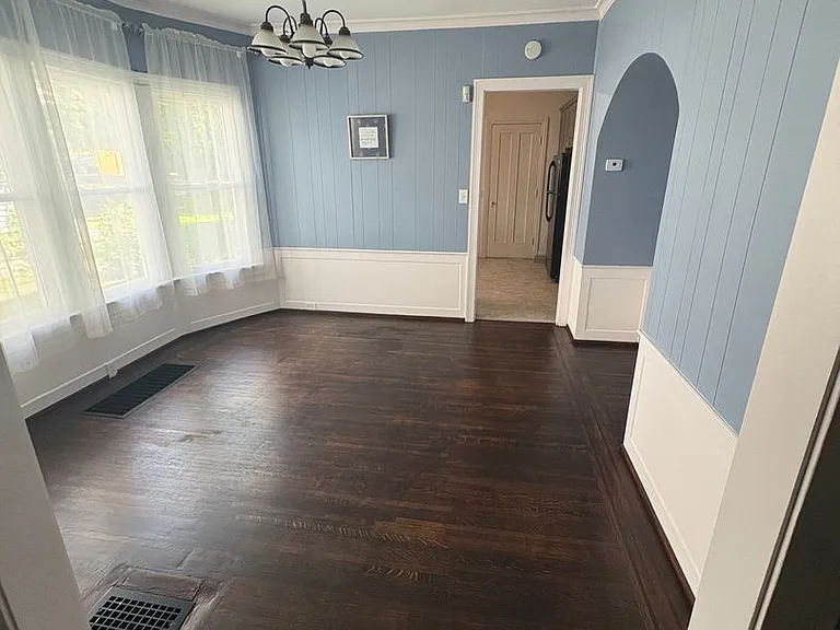 45 Clay Ave — Photo 10