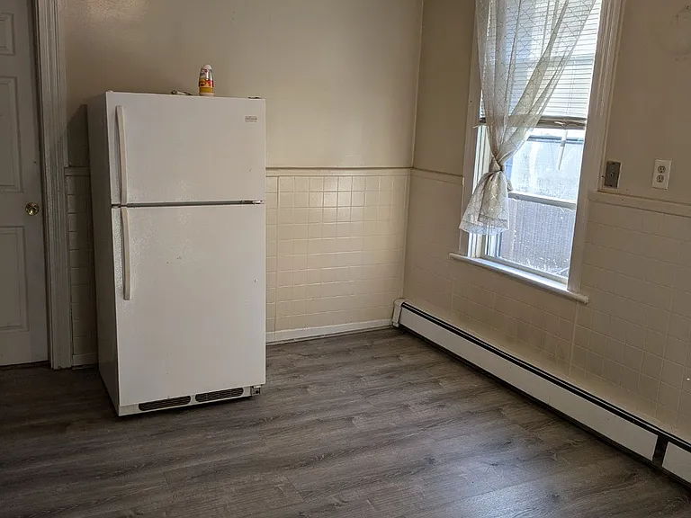 317 Grove St #2F — Photo 5