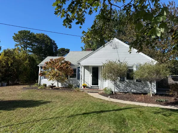 32 Powhatan Road, South Yarmouth, MA 02664