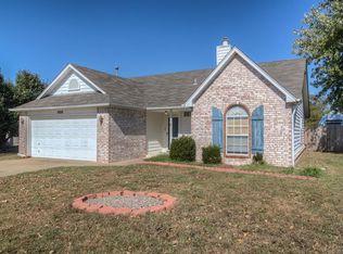 8016 E Norman Ave, Broken Arrow, OK 74014