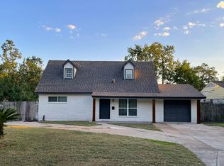 4303 Oakside Dr, Houston, TX 77053