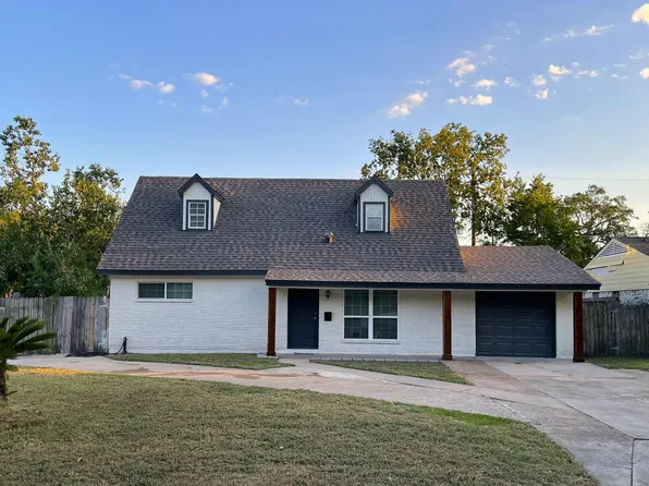 4303 Oakside Dr, Houston, TX 77053