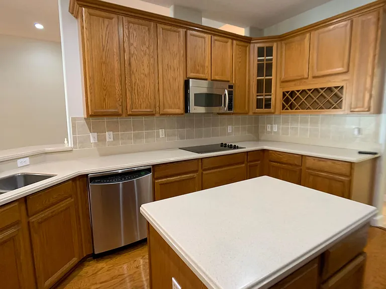 358 Calliope St — Photo 17