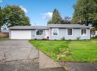 805 NE 25th St, Gresham, OR 97030