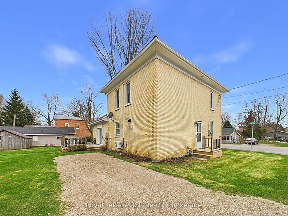 2nd image of 45 Clyde St