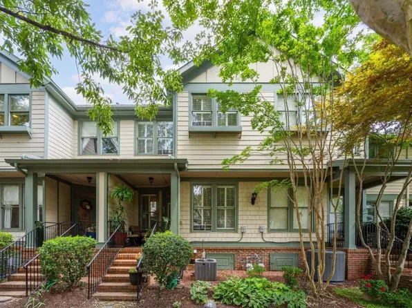 305 Presque Isle Ln #305, Chapel Hill, NC 27514