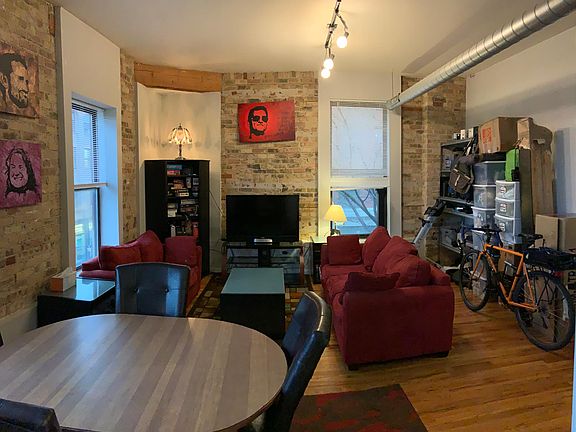 4th image of 1303 N Milwaukee Ave #3F