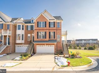 42753 Locklear Ter, Chantilly, VA 20152