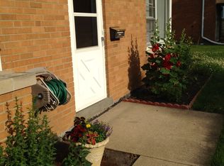 737 Barnsdale Rd APT 2, La Grange Park, IL 60526