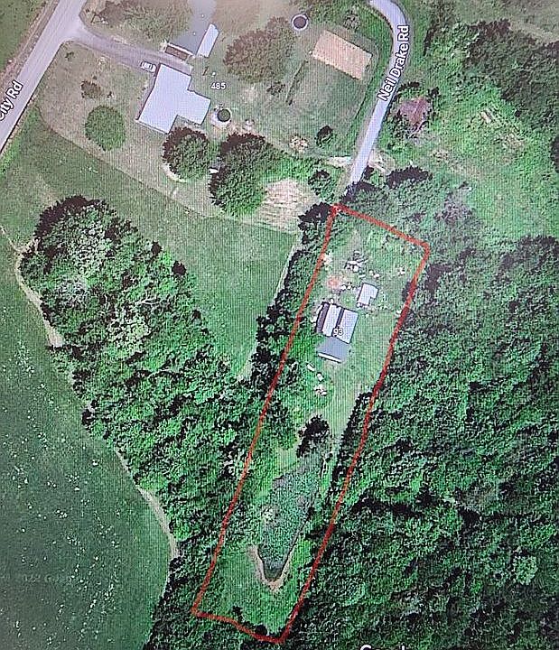 Approximate outline of property