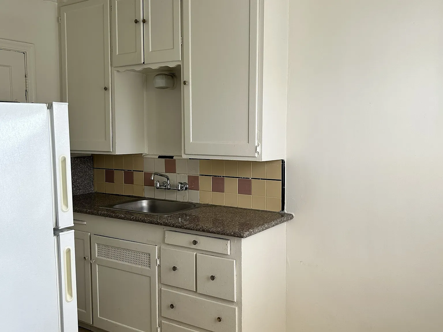 Studio, $1,700 — Photo 2