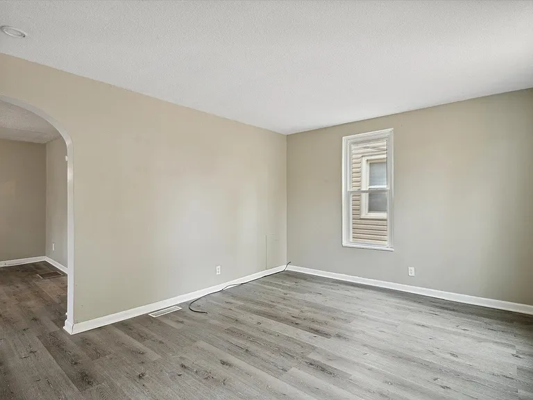 838 Veto St NW — Photo 7