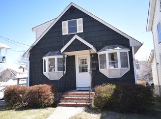 225 Valley Rd, Clifton, NJ 07013