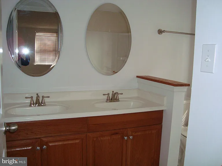 18704 Caledonia Ct #B — Photo 17