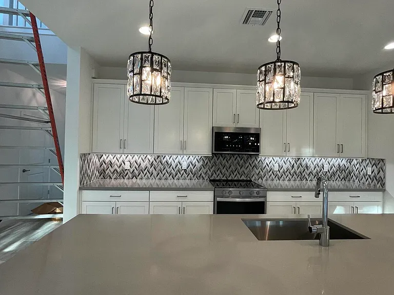 4415 Arcturus Ln — Photo 16