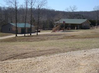 200 Green Gate Rd, Bourbon, MO 65441