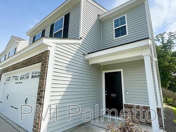 2nd image of 633 Wooster Dr
