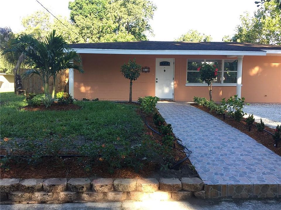 2nd image of 310 20th St E