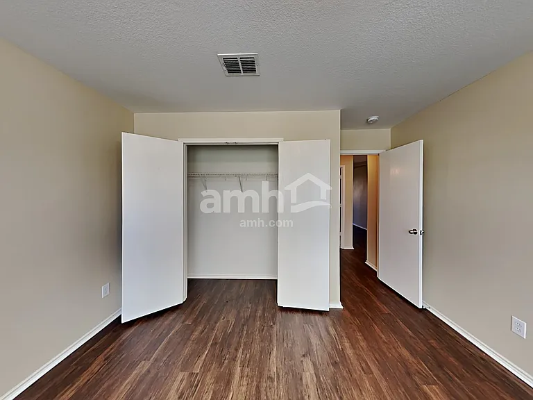 1021 Bumble Bee Dr — Photo 18