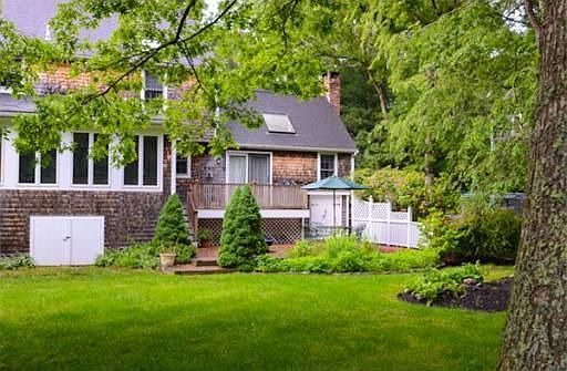 5th image of 90 Screenhouse Ln