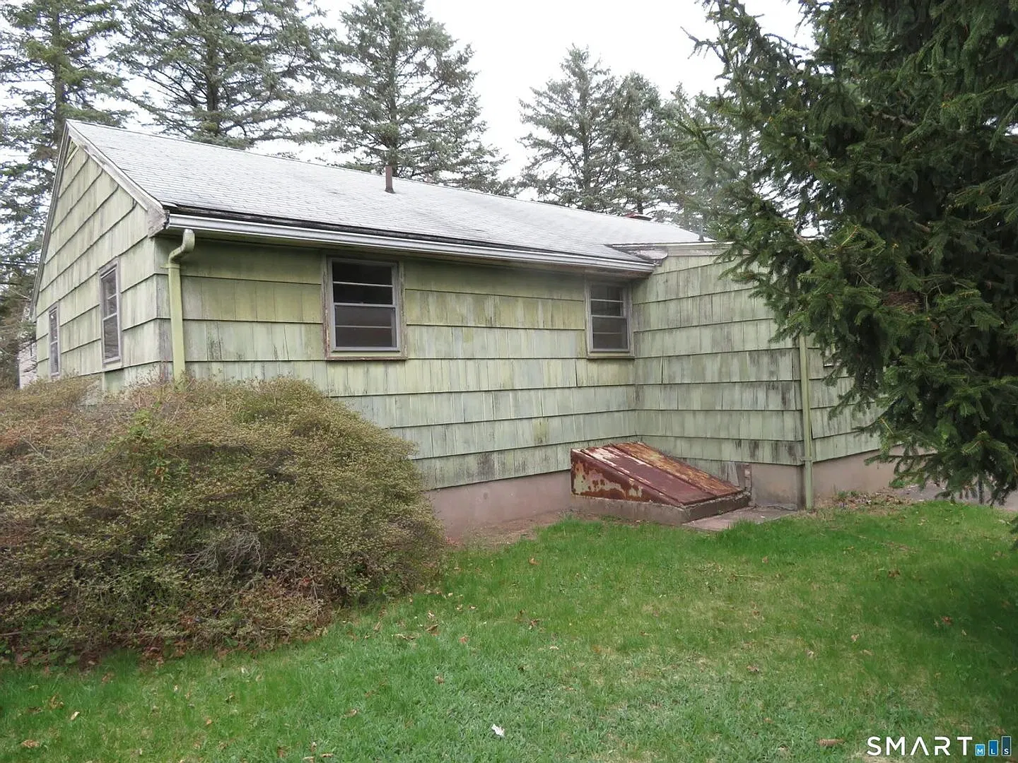 Two Bedroom Single-Family in Manchester — Photo 4