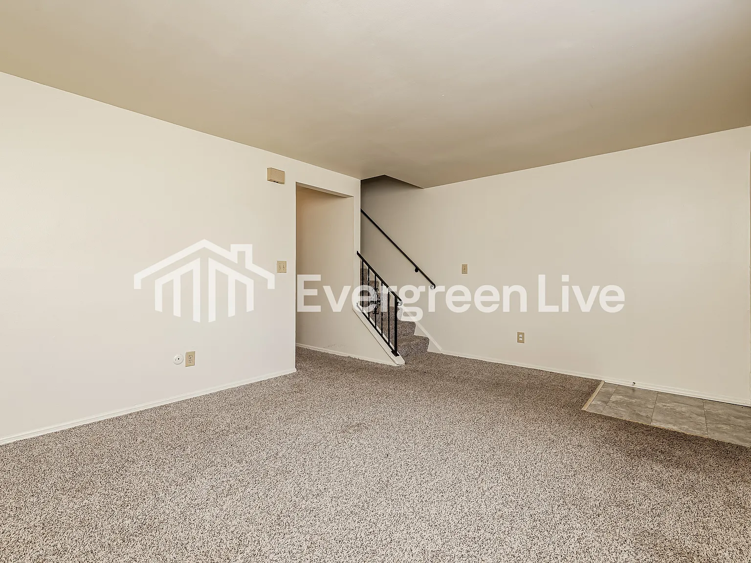 2 bed, 1.5 bath, 1094 sqft, $995 — Photo 4