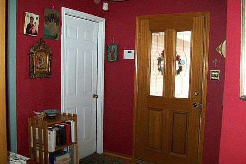 2nd image of 1806 N Gastel Cir