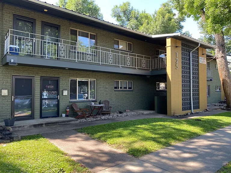 125 E Mrytle Flats — Photo 9