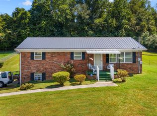 2903 Clearview Rd, Morristown, TN 37814