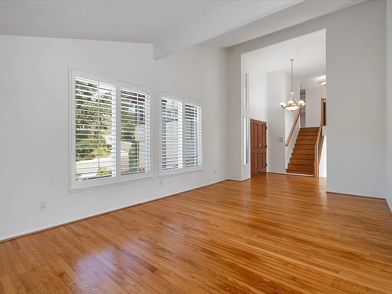 13049 Shalimar Pl — Photo 11