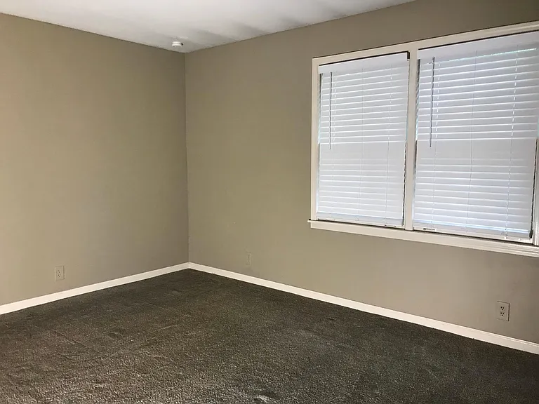 1706 Ashwood Ave #B — Photo 15