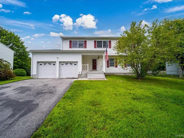 207 Butter Hill Drive, New Windsor, NY 12553