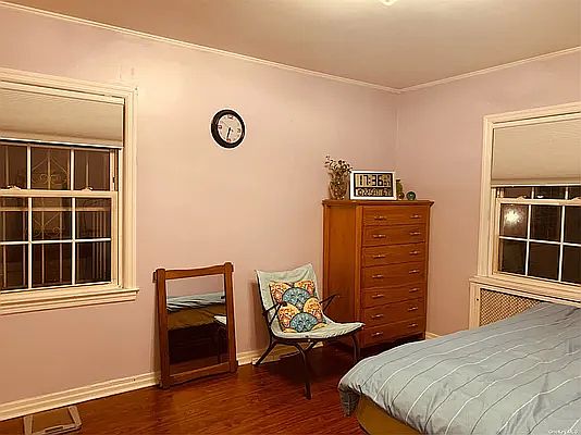 3rd image of 5823 218th St