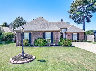 9024 Cottage Ridge Dr, Shreveport, LA 71106