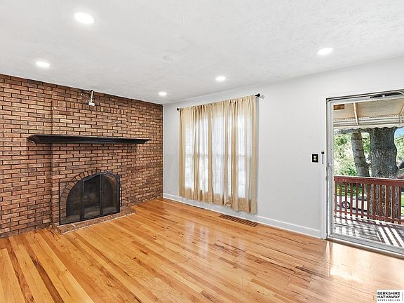 5th image of 1344 S 52nd Ave