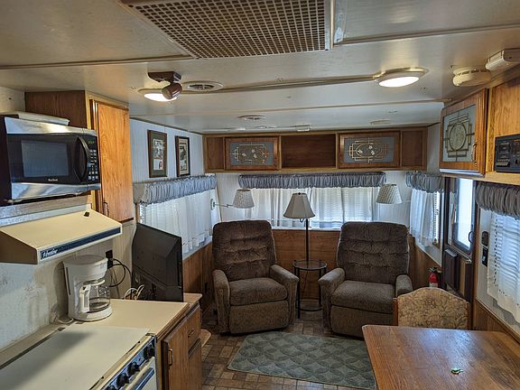 5th image of 9260 Lisa Dr #60