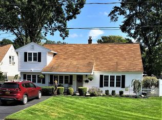 1018 Obrien Ave, Schenectady, NY 12303