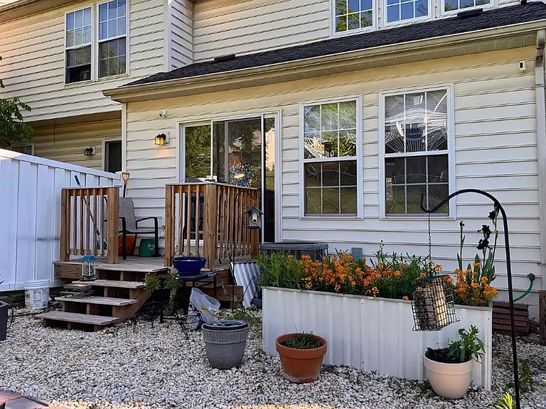 1702 Orchard View Rd — Photo 11