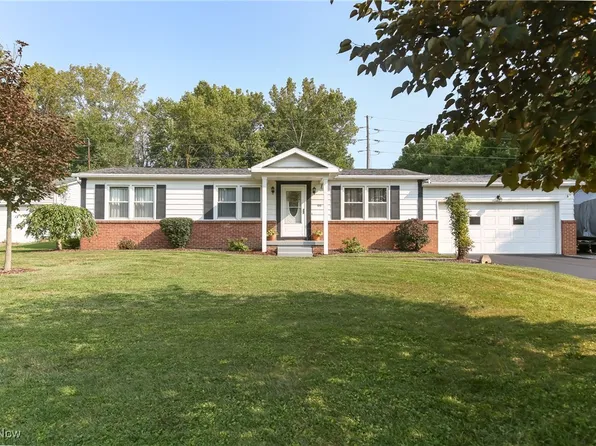 135 Lakeview Rd, Niles, OH 44446