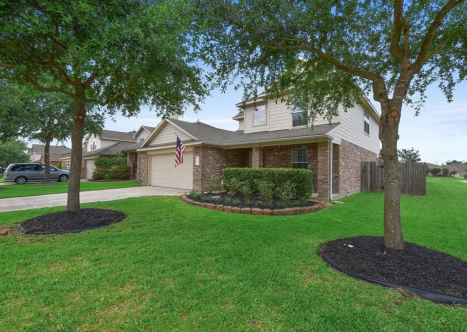 1st image of 2819 Wild Oak Park Dr