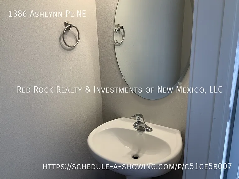 1386 Ashlynn Pl NE — Photo 4