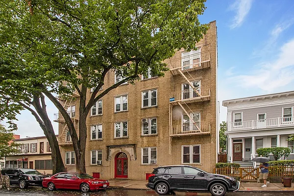 Sold by Block & Lot Real Estate | media 8