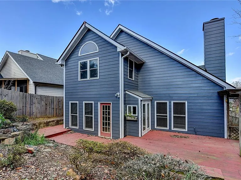 1112 Ashbury Dr — Photo 55