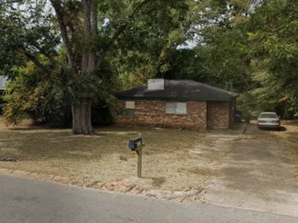 322 6th Ave, Dothan, AL 36301