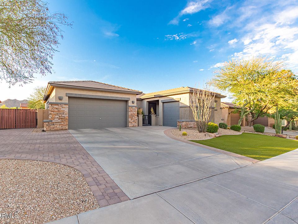 1st image of 8364 W Desert Spoon Dr