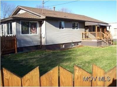 2nd image of 1710 Gene St